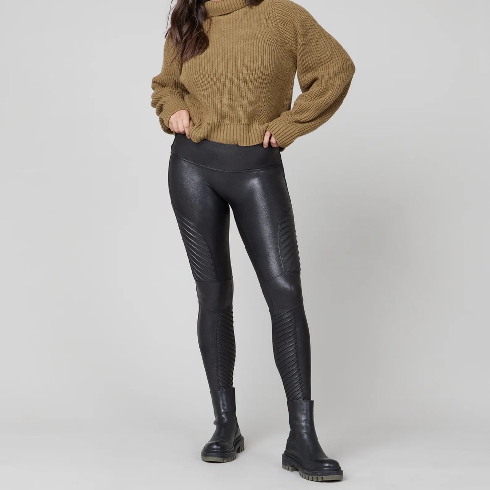 SPANX Faux Leather Moto Leggings BLACK petite small EUC